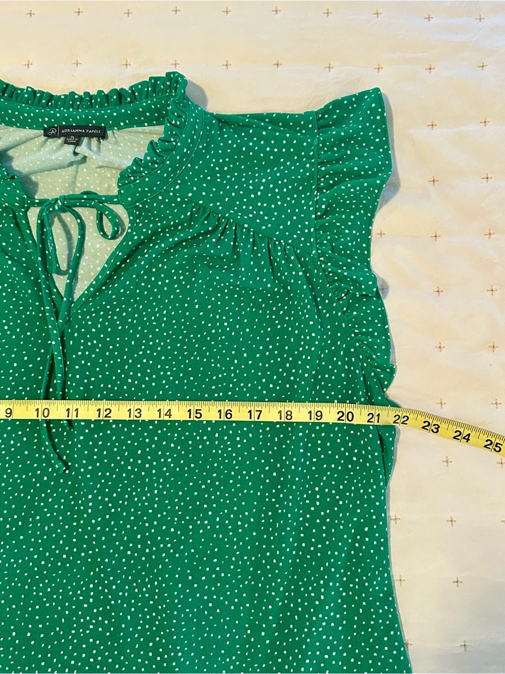 Adrianna Papell Green Polka Dot Ruffle-Neck Blouse - Like New-Hem Flaw Size XL - Picture 3 of 9